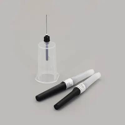 BD - Vacuteiner İğne Ucu Siyah 22G REF: 360212 - 100LÜ 2 Paket